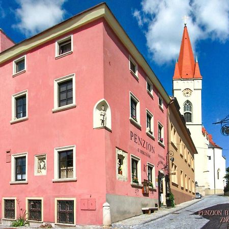 Boutique Apartments U Rolanda, Mikulasske Namesti Znojmo Eksteriør billede