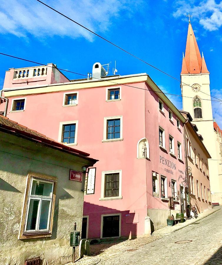 Boutique Apartments U Rolanda, Mikulasske Namesti Znojmo Eksteriør billede